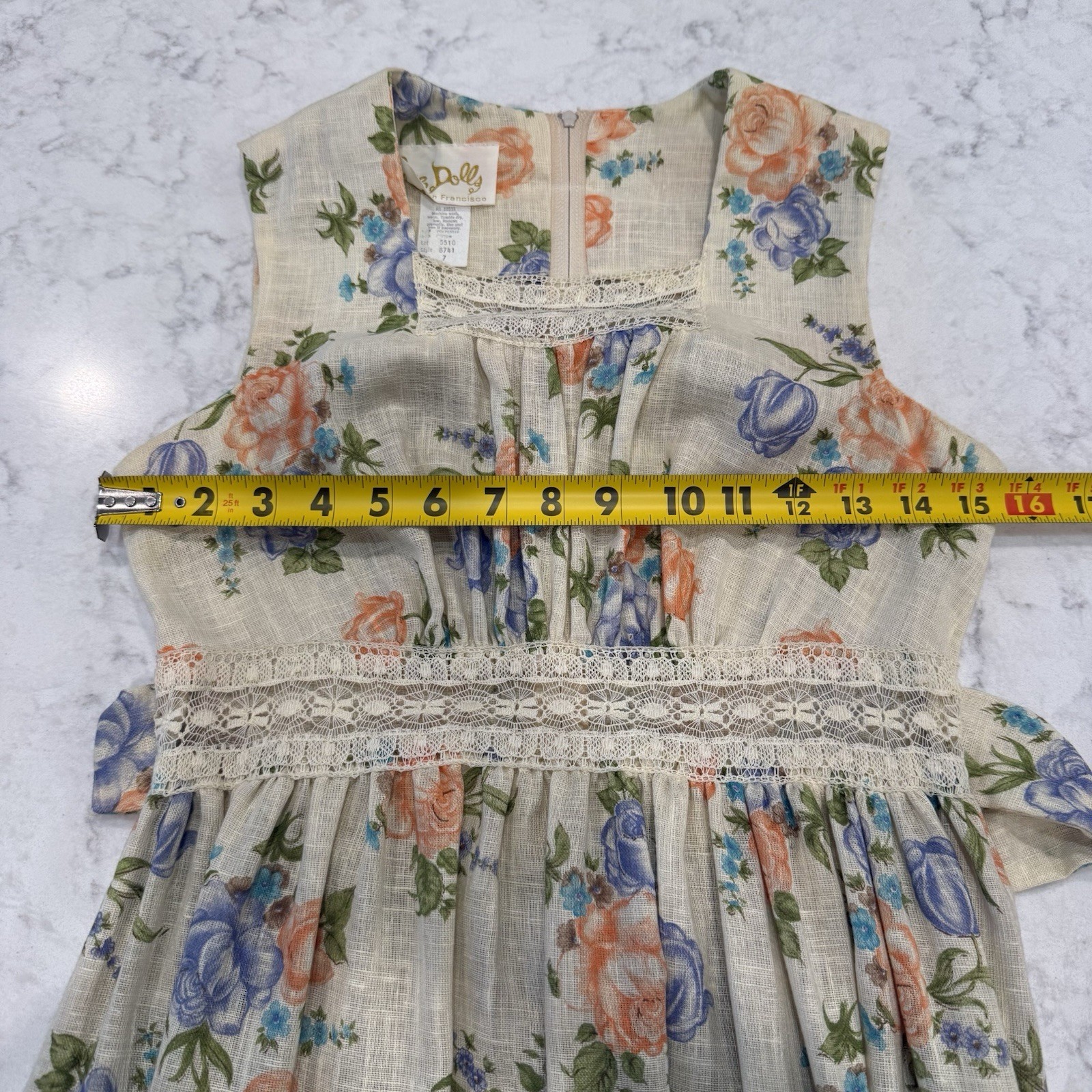 1970s Rag Dolls San Fransisco Floral Maxi Dress XS Tall Tiered Lace Hem Garden