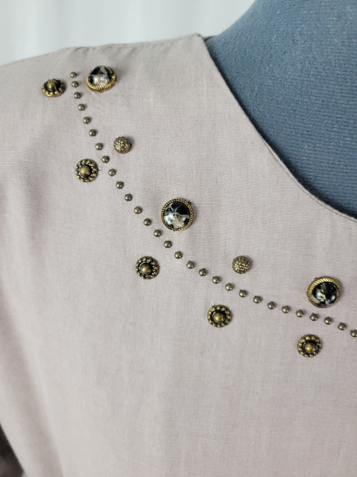 Vintage Impulsive Grey/Tan Blouson Dress w Peplum & Stone Accents Size 14