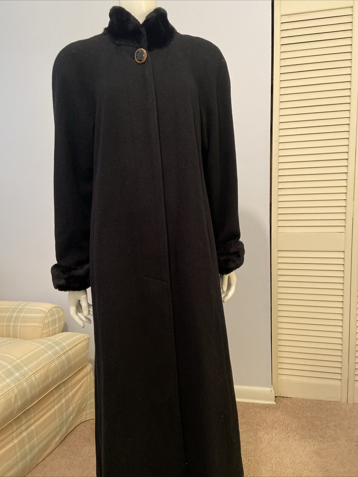 VTG TALBOTS Women’s Glam Long Black Coat Faux Fur Collar & Cuffs Pockets Lined 8