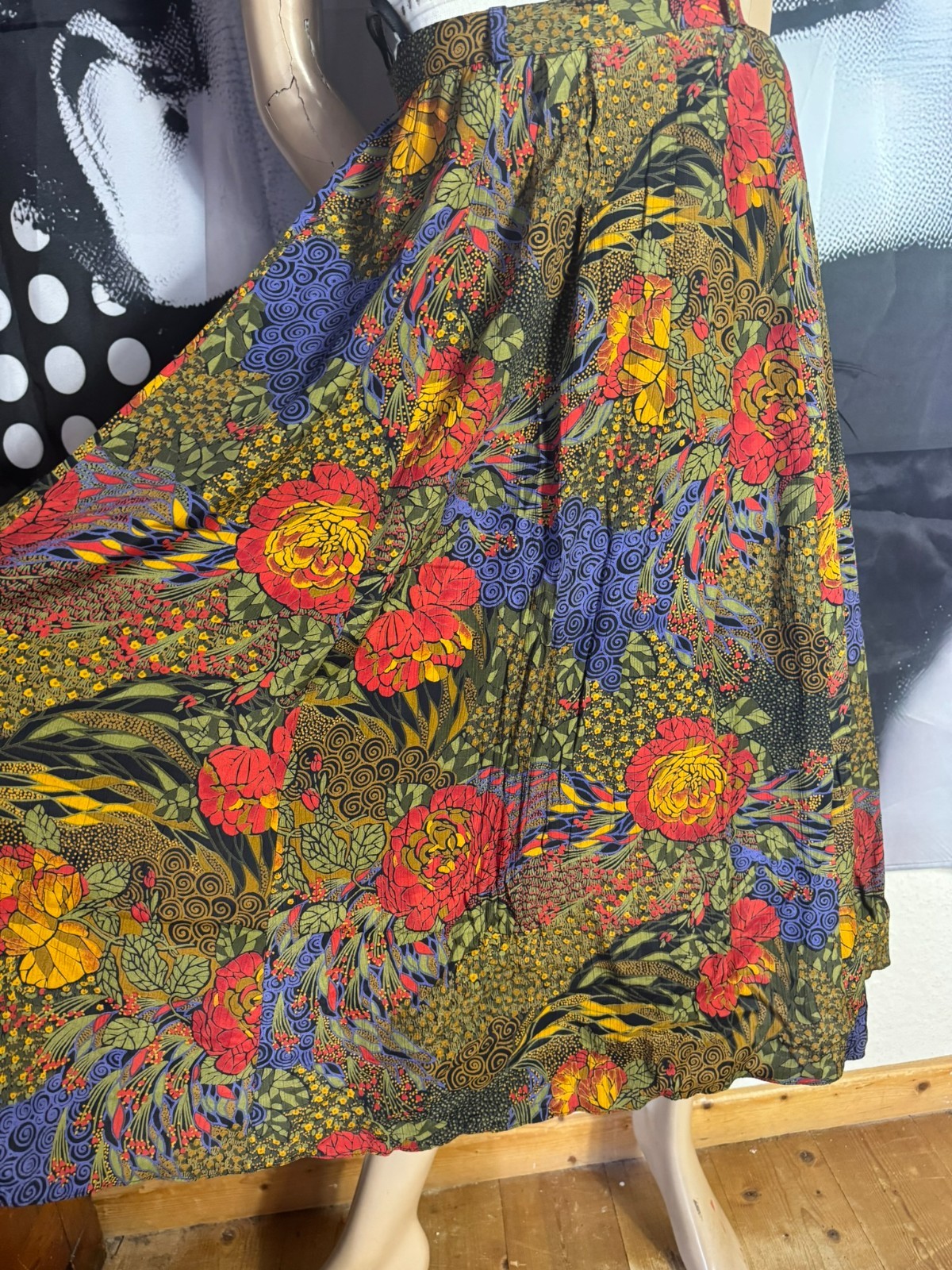Vintage Sylbo Skirt 60s 70s Floral Viscose Disc Skirt Boho Midi 32/34 XS