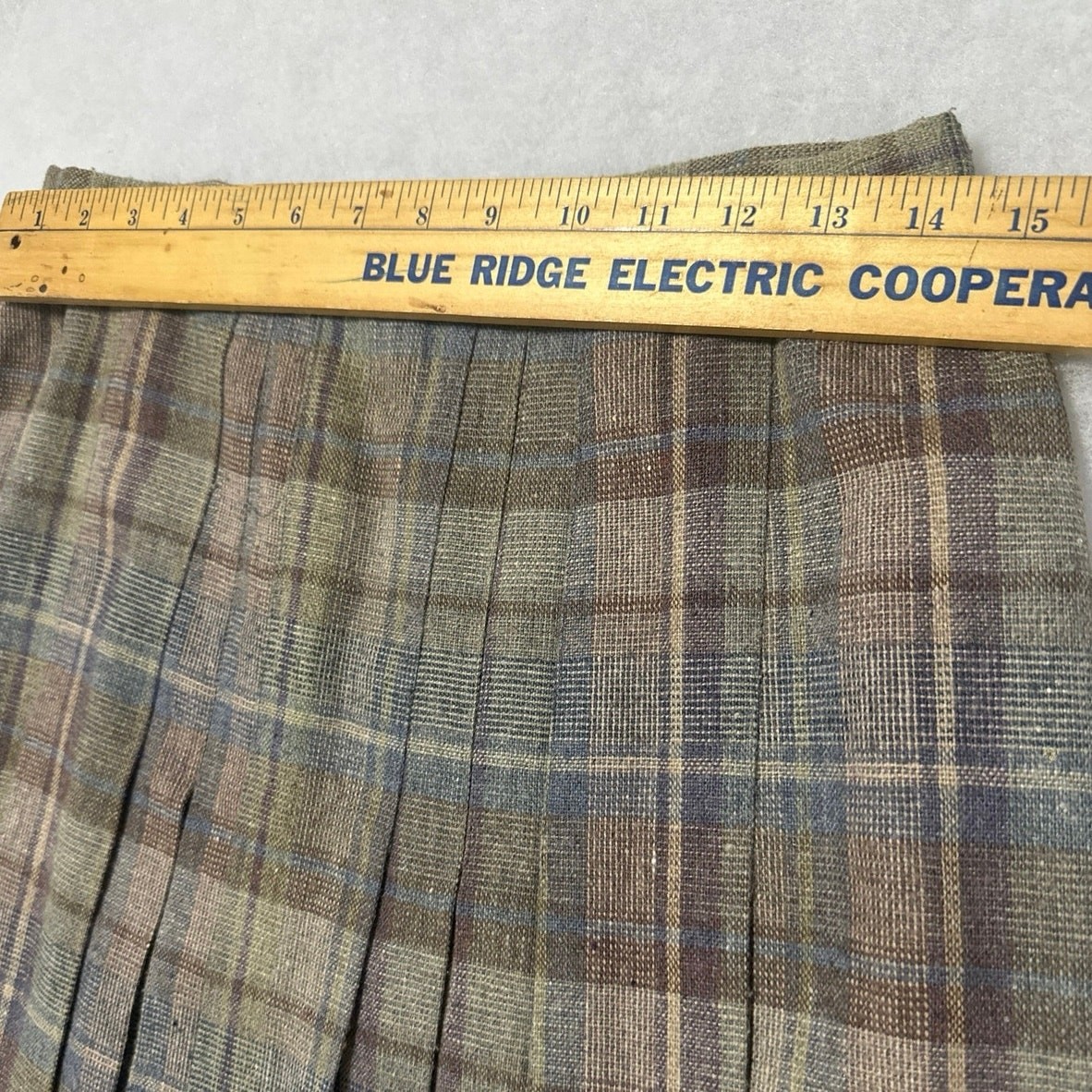 Vintage Summit Sportswear Front pleated plaid skirt 1970’s Union Made size 14