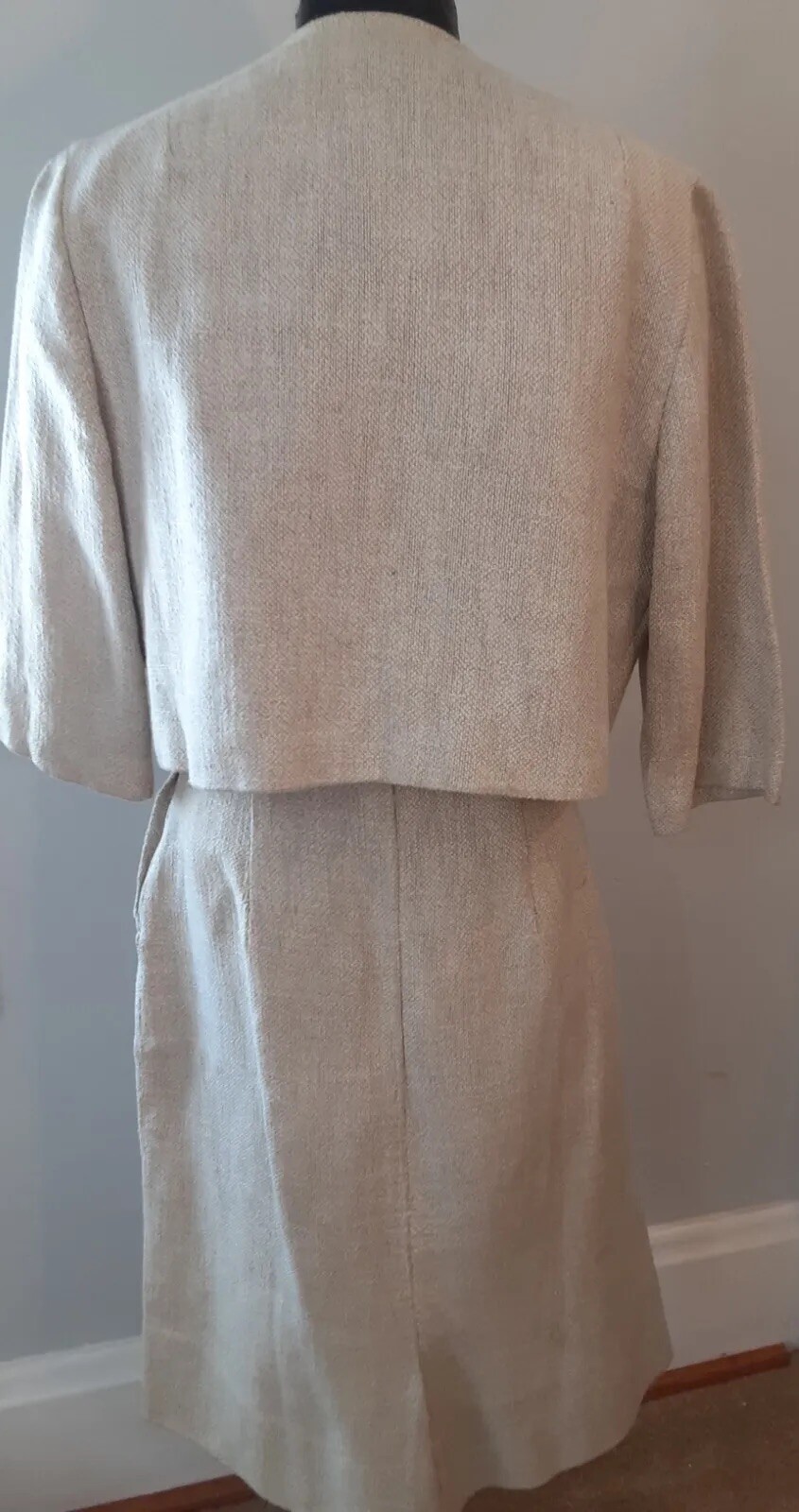 1960s 3 Pc Skirt Suit OFF WHITE SKIRT JACKET PAISLEY PRINT BLOUSE 40-31-42 AS IS