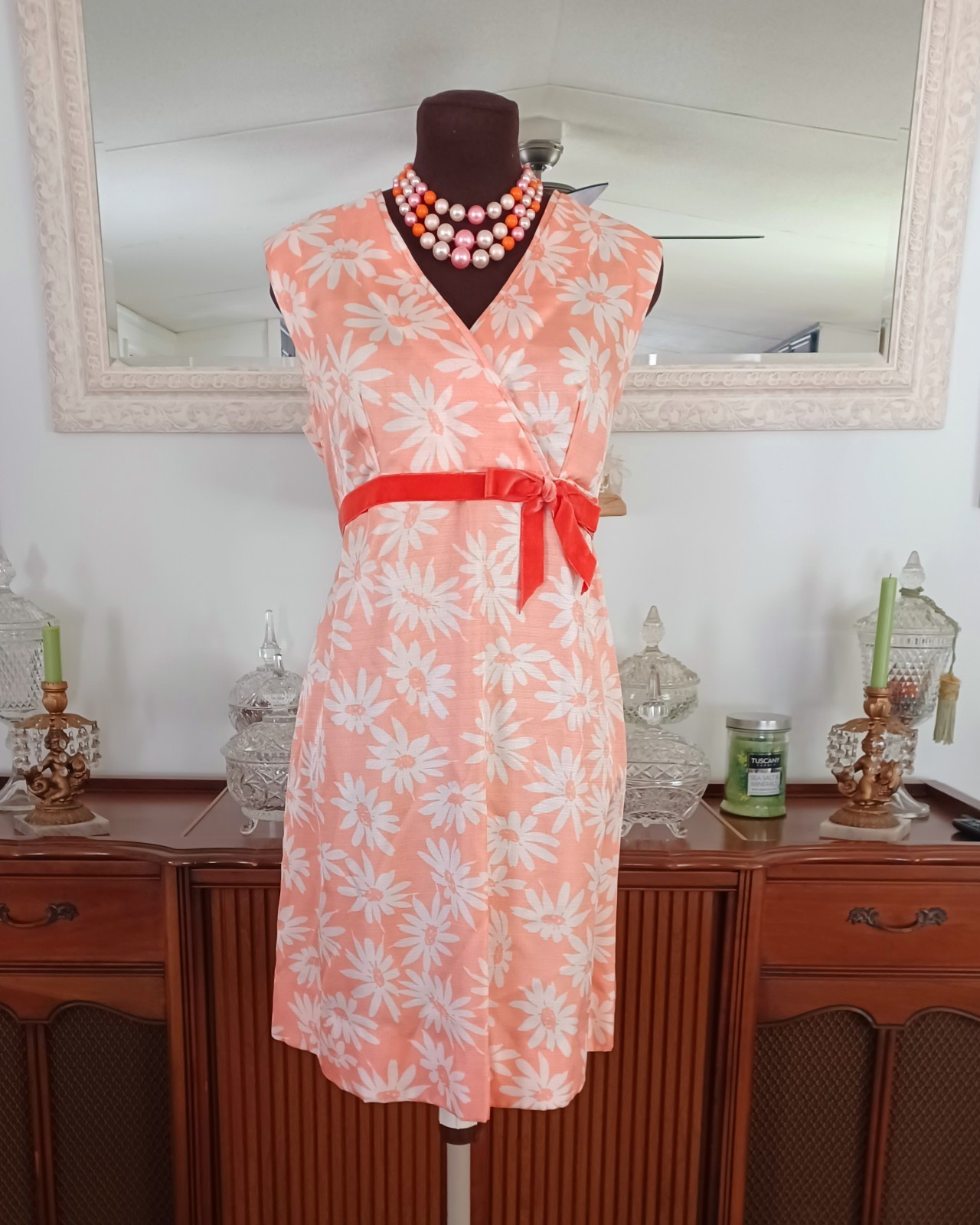 Vintage 70s MOD Dress Daisy’s Sleeveless Polished Cotton Super Cute Sz M-L