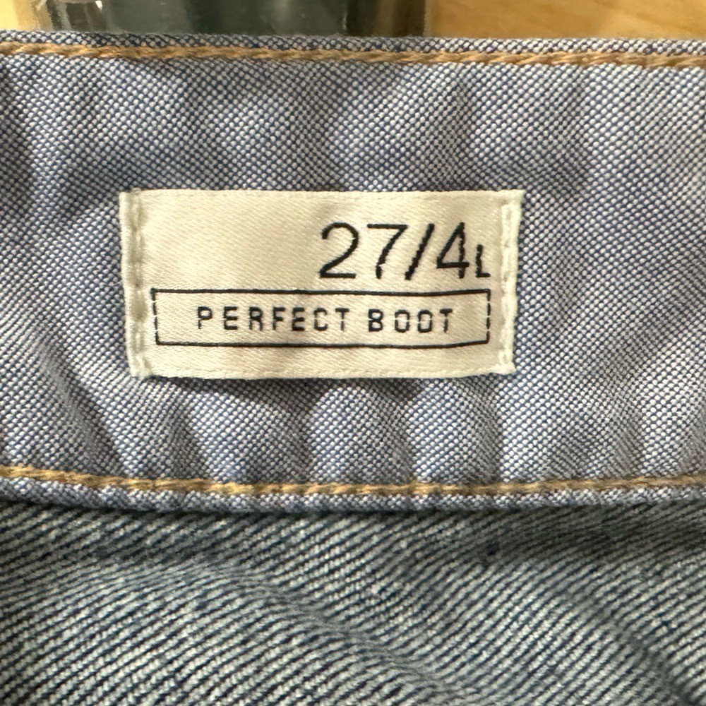 Gap 1969 Perfect Boot Denim Shorts size 27/4L
