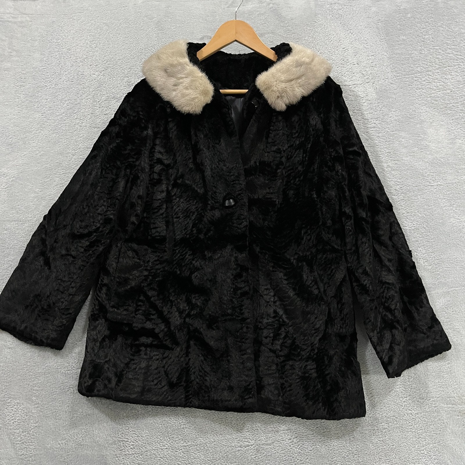 Vintage Betty Rose Coat Women Medium Fur Jacket Button Soft Old Money Preppy 80s