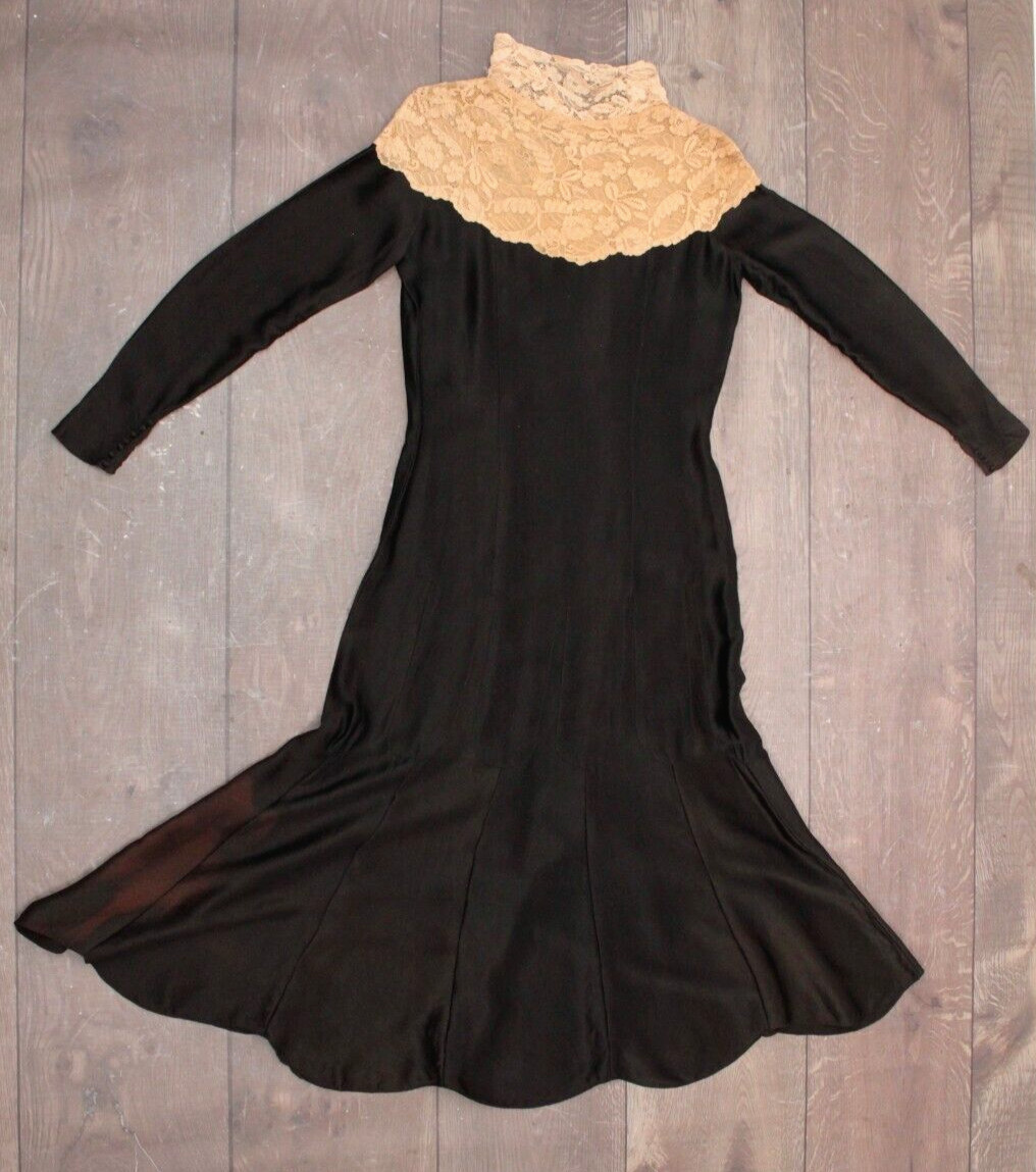 VTG Women’s 30s Black Silk Dress W/ Cream Lace Collar 1930s Sz S/M Button Cuffs