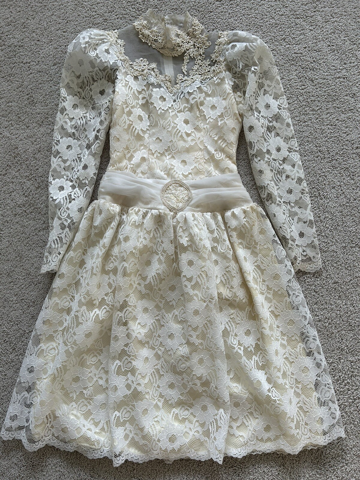 Vtg 70’s Victorian Lace Dress