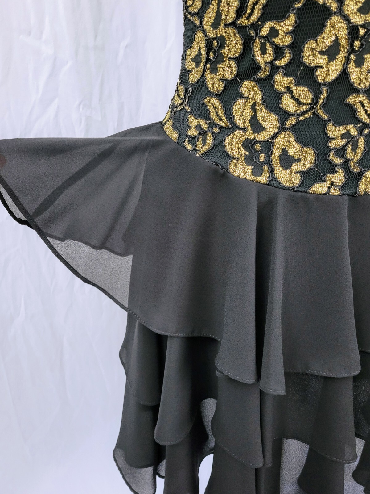 Vintage Late Edition Gold & Black Lace Bodice Dress w Tiered Skirt Size 10