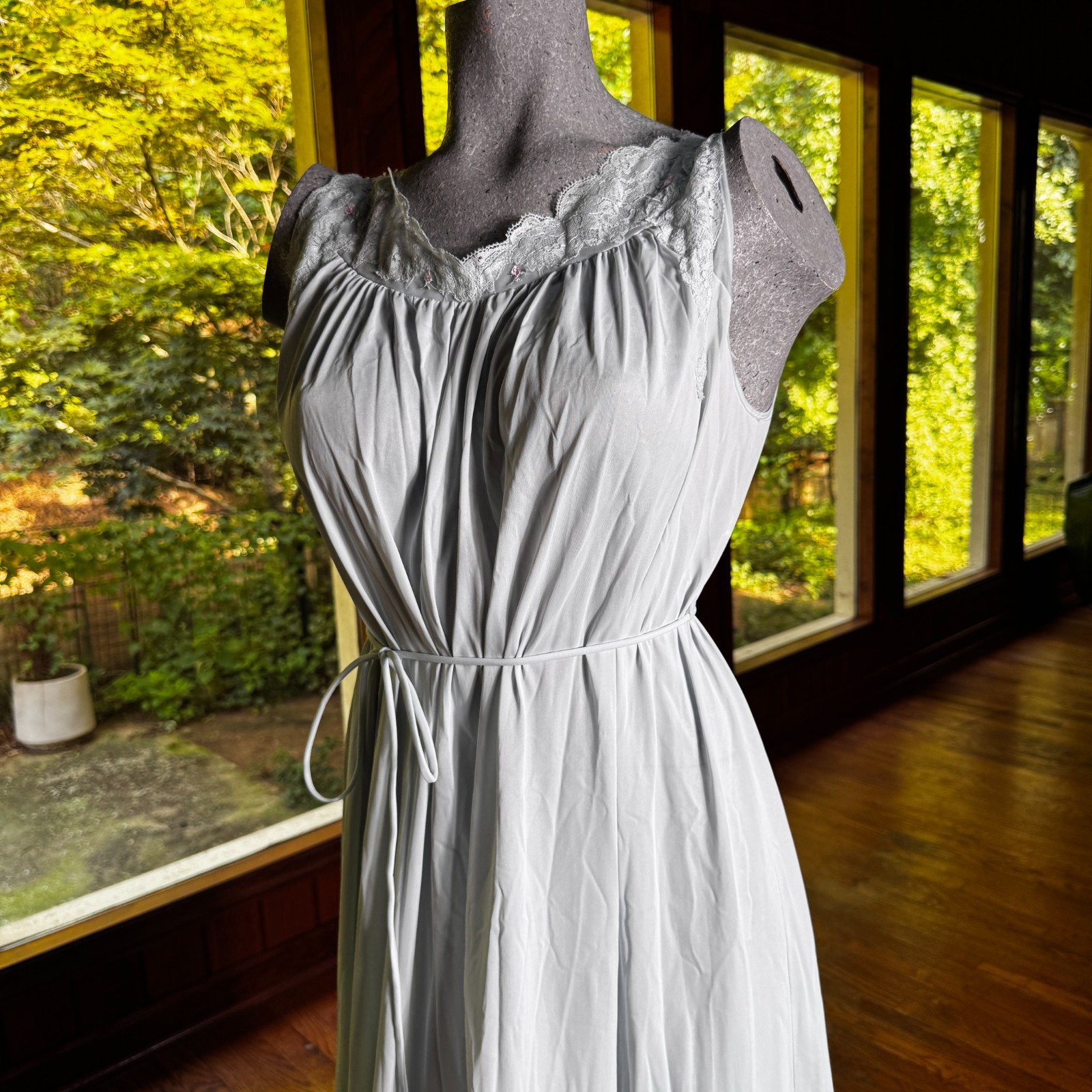 Vintage 60s Shadowline Nightgown Nylon Lace Trim Rosettes USA Blue Women’s Large