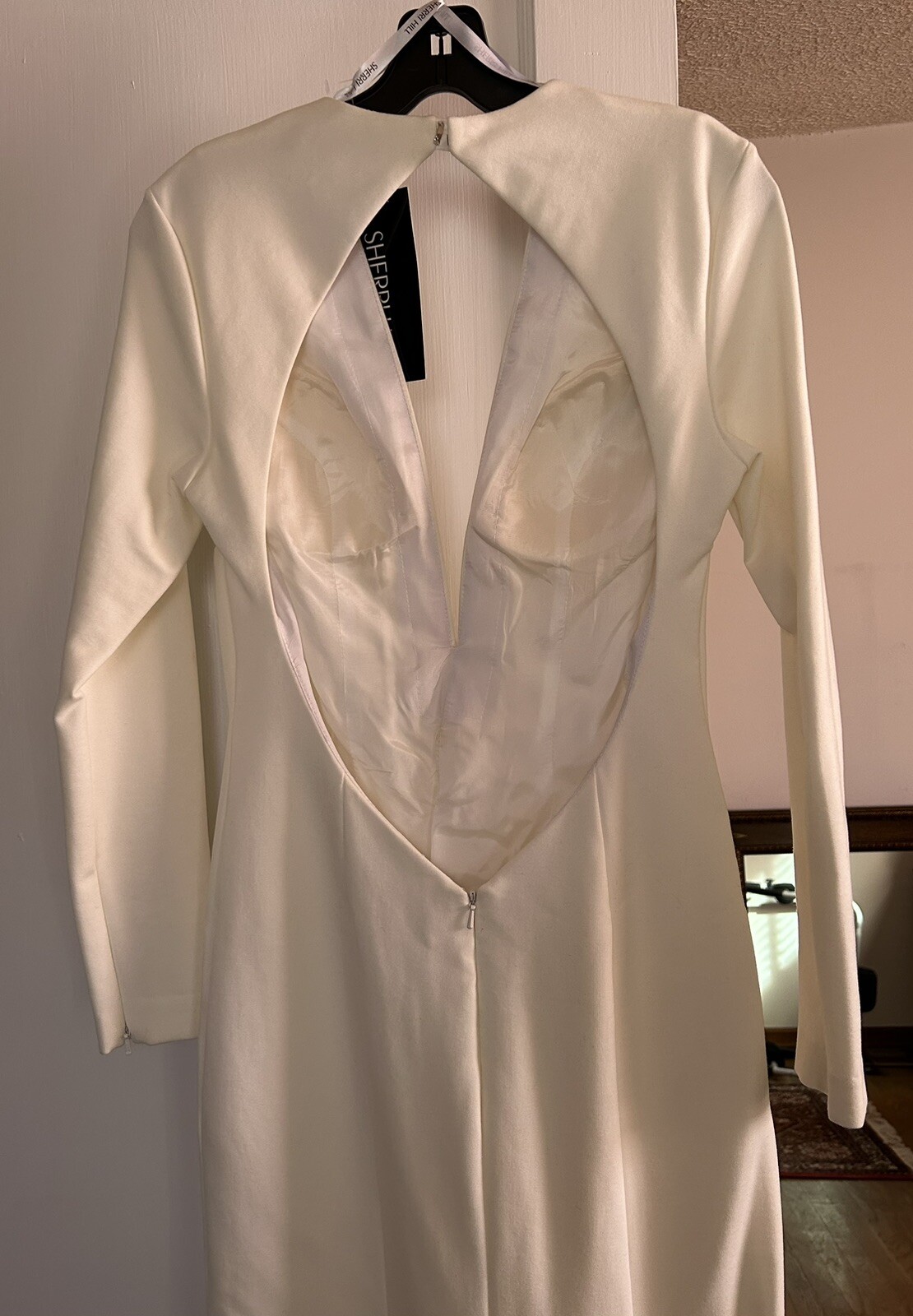 NEW WITH TAGS Elegant Sherri Hill 50309 Long Sleeve Ivory Wedding Gown Sz 6