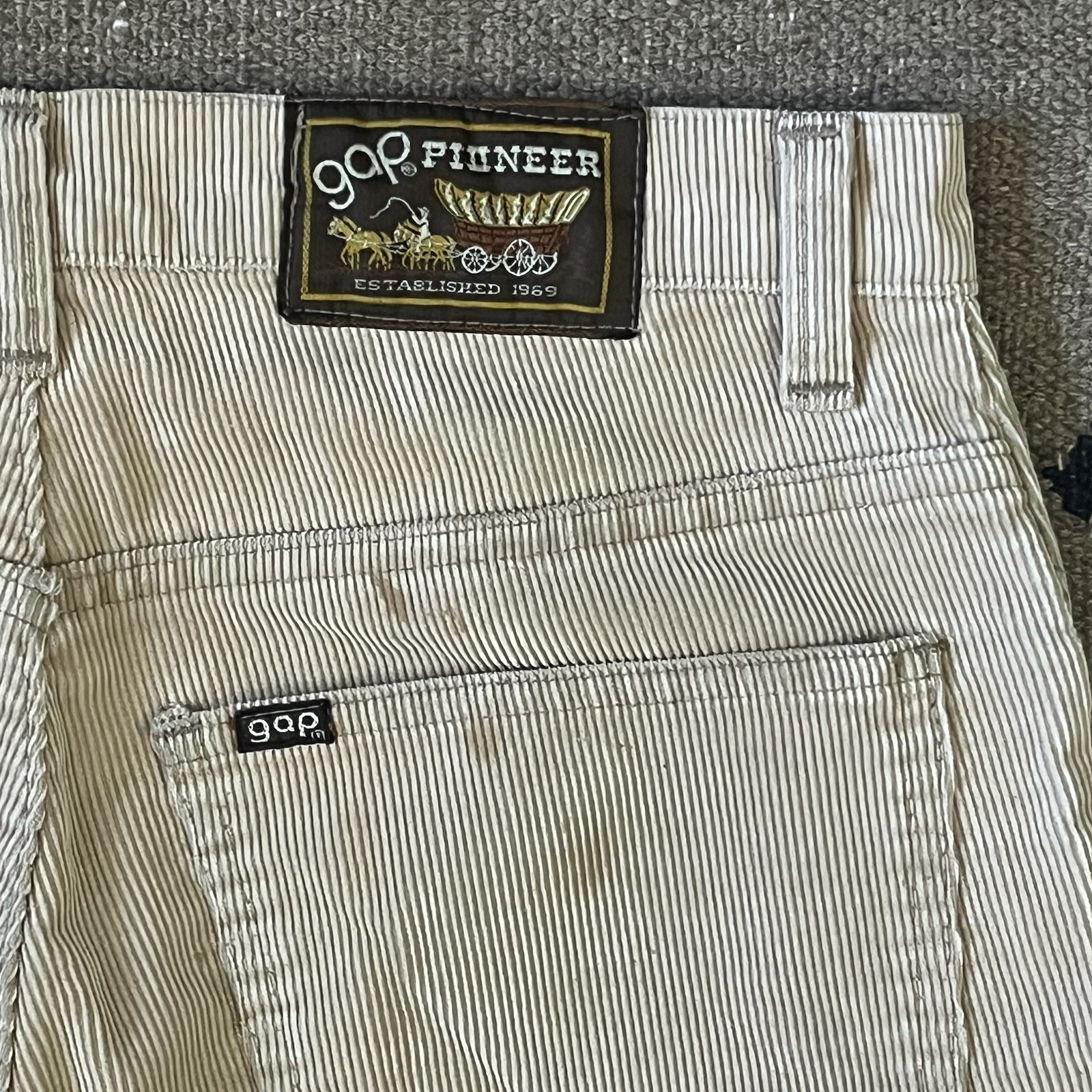 Vintage 80s Gap Pioneer Corduroy Pants Womens 28×30 Beige Distressed Cords