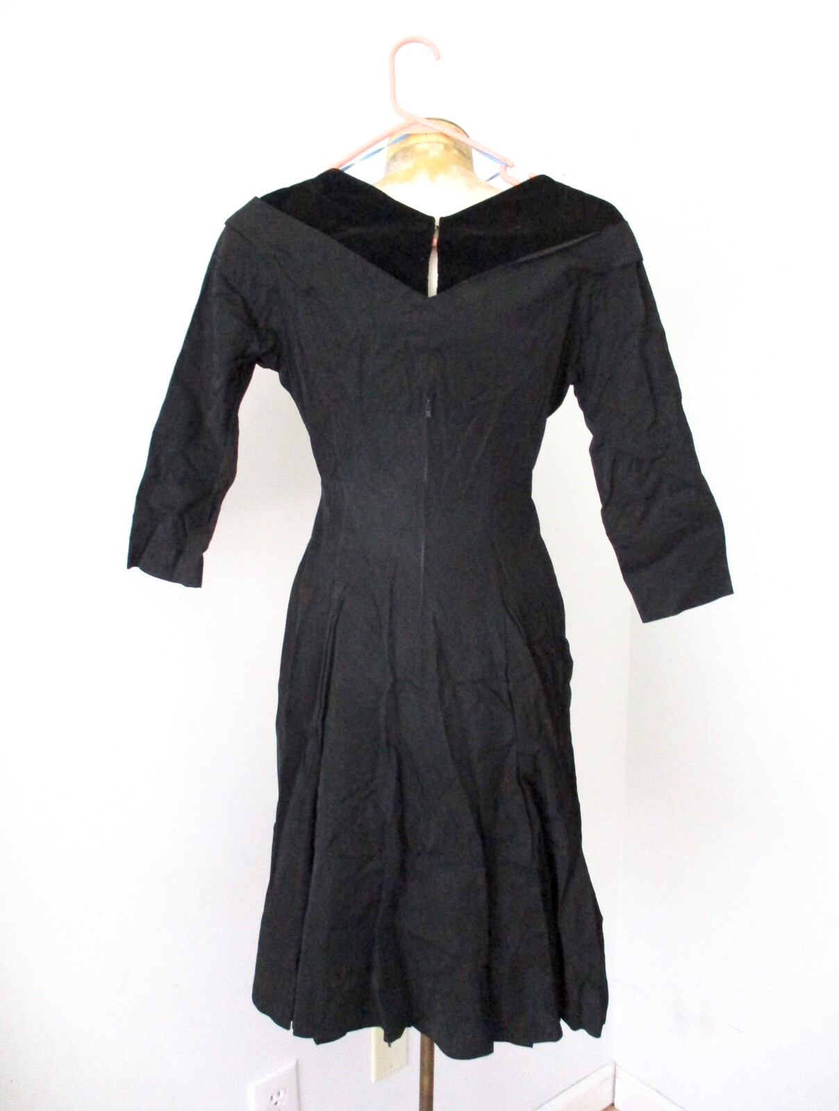 Classic vtg 50s black taffeta swing rockabilly portrait dress velvet yoke S/M