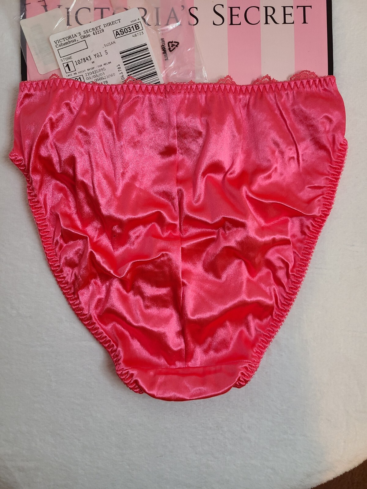 New VTG Victoria’s Secret Second Skin Miracle Lace Hi-cut Brief Panty Size Sm