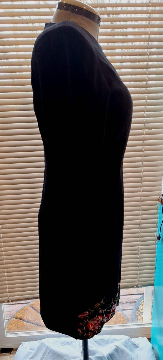 Positive Attitude Ladies Velveteen Dress Black w/embroidery & scalloped hem 10P
