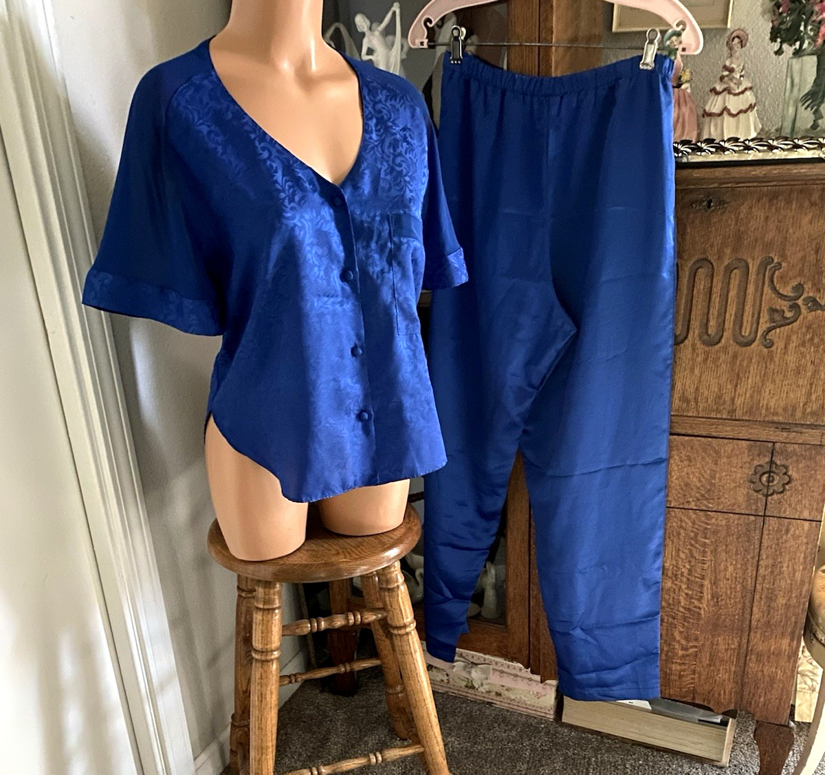 VTG 70’S WENDY ANN ROYAL BLUE JACQUARD SATIN & SHEER CHIFFON TRIM PAJAMAS SZ S