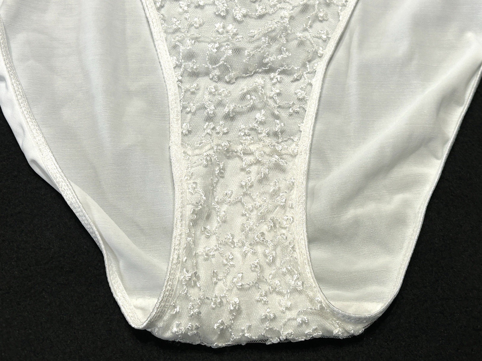 Vtg DONNA LOREN 105X Embroidered Sheer Mesh Satin 2X White String Bikini Panties