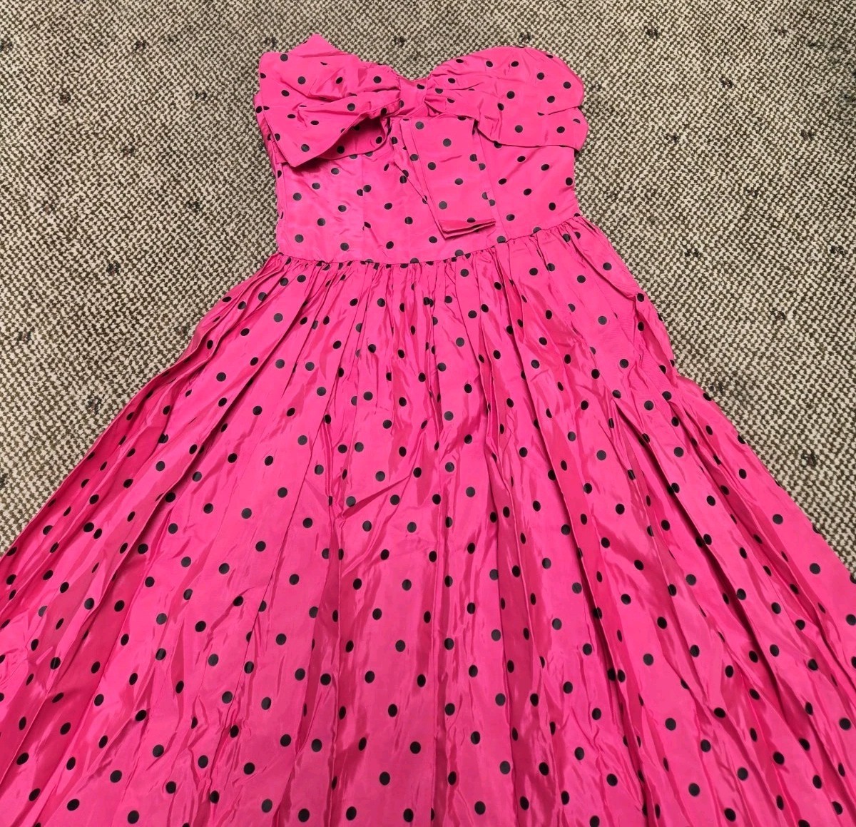 TAFFETA 80’s Does 50’s Vintage Black & Hot Pink Polka Dot Fit Flair Dress sz S