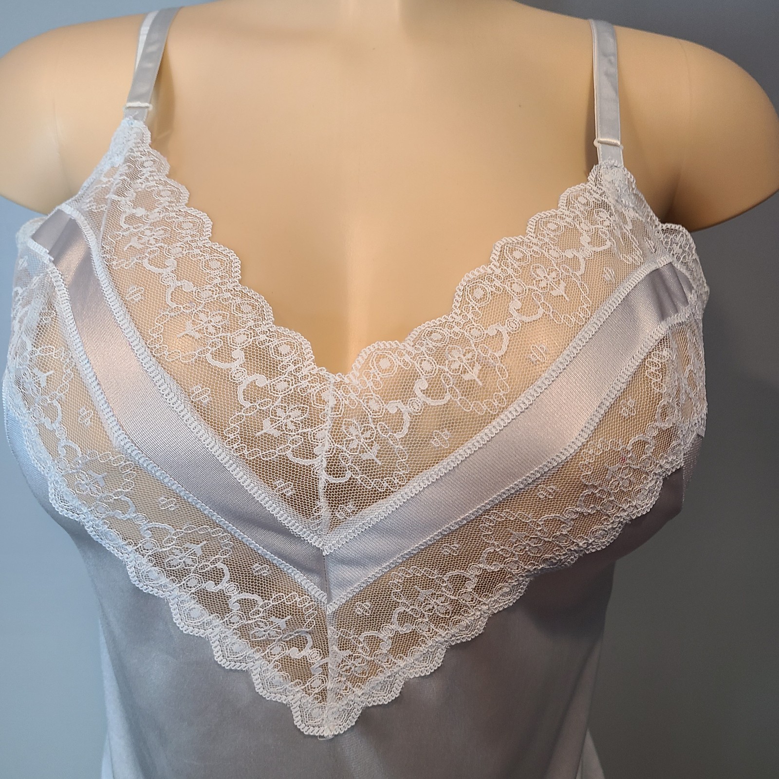 Vtg Y2K Satin Lace Camisole Sz M Feminine Fairy Grunge Renaissance Dainty 90s