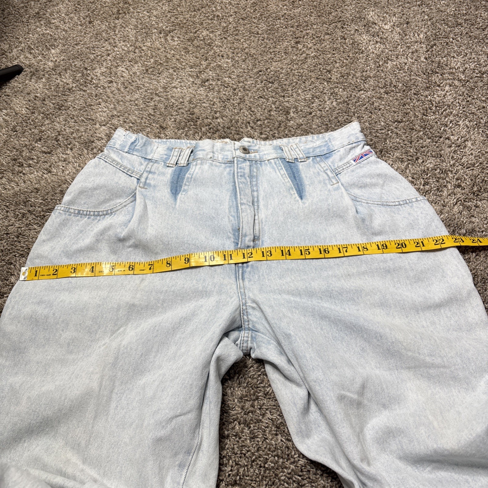 Vintage Brittania Jeans high-waisted pleated tapered leg Acid Wash Sz 32×28.5