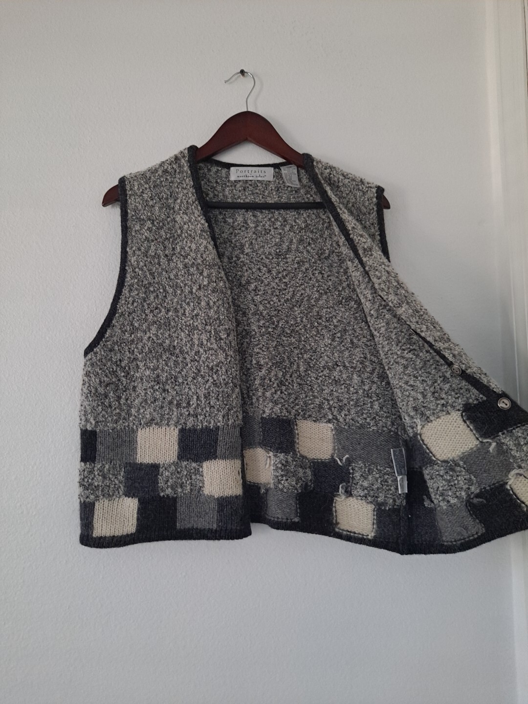 Vintage Portraits Sweater Vest By Northern Isles Wool Blend Color Block Size XL