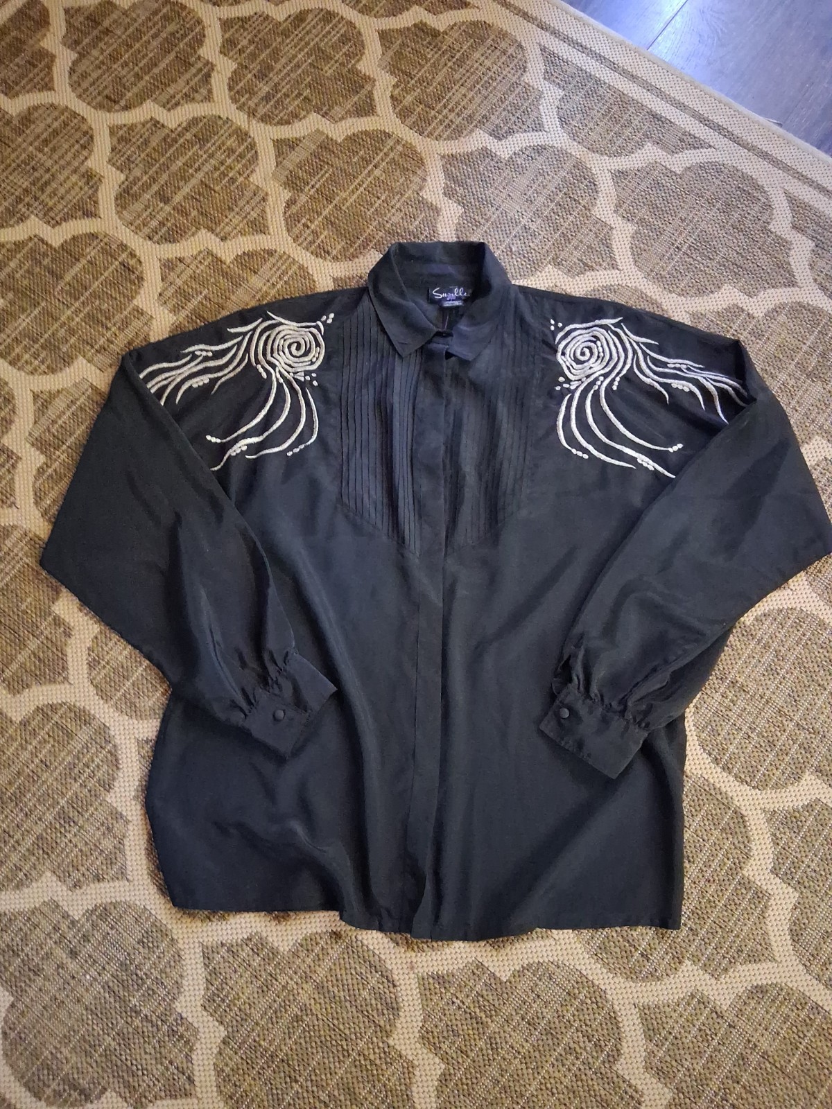 Vintage Suzelle Black Blouse Sz 14 Ornate Design On Shoulders Rockabilly
