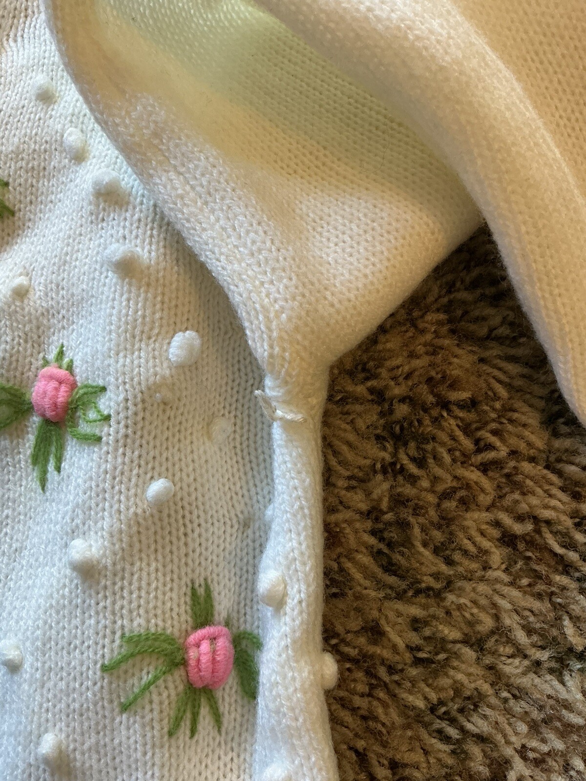 Vintage Kingsley Cardigan Sweater Medium VGUC White Floral Design