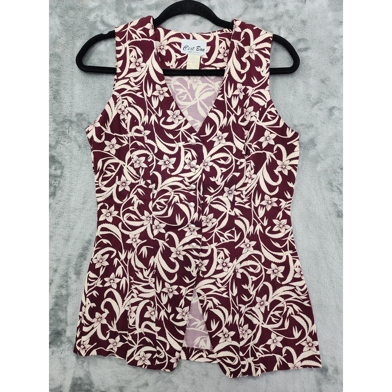 Vintage C’est Bon Top Womens S Red White Floral Sleeveless Longline Pearl Button