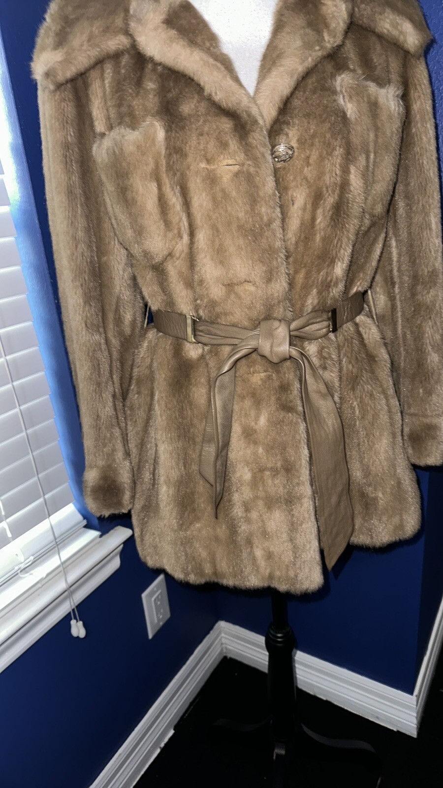 Vintage 1960s Grandella Sportowne Women’s Brown Faux Fur Coat Size S