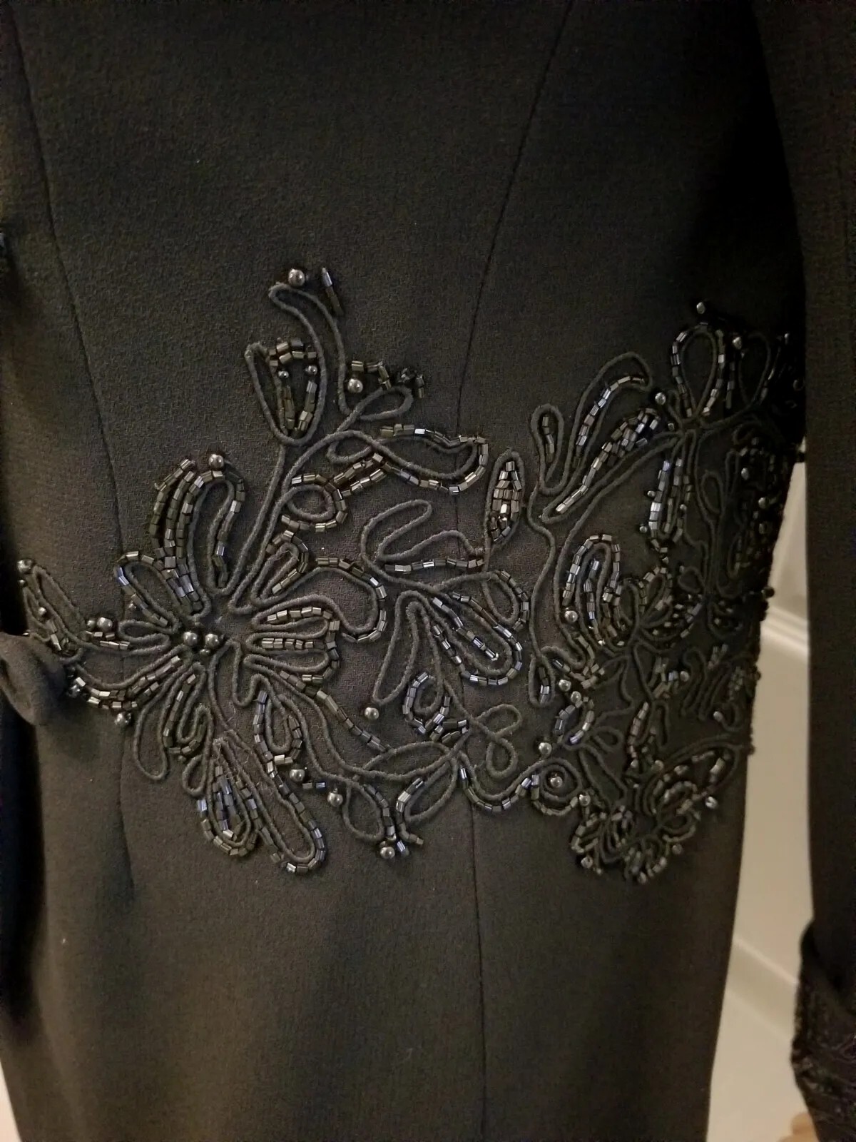 Vintage 1980s Anne Klein II Black Crepe Beaded Jacket & Skirt Suit – W Size 6/8