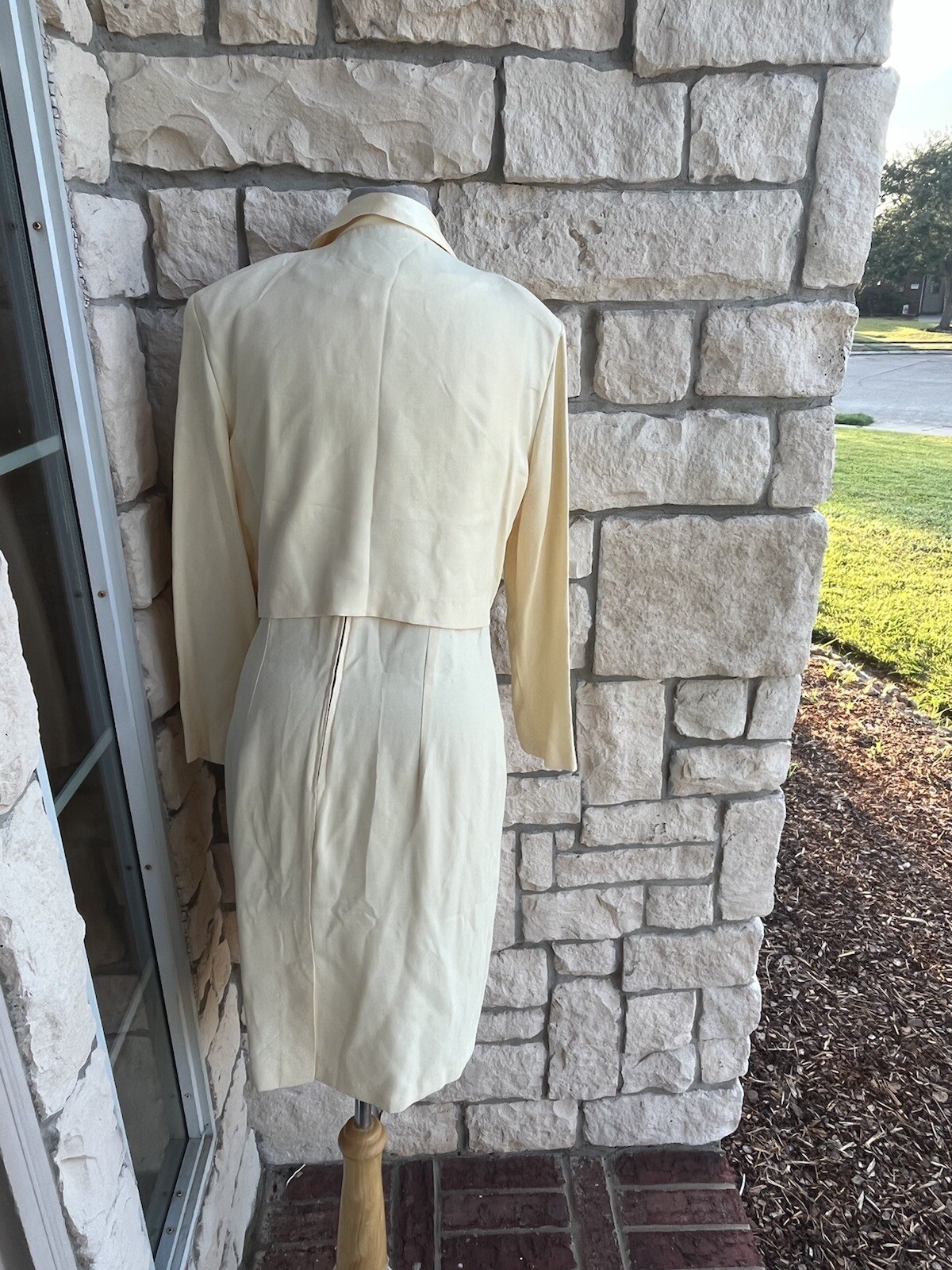 Vtg Allison Che 2 Pc Dress Jacket Suit Sz 8 yellow