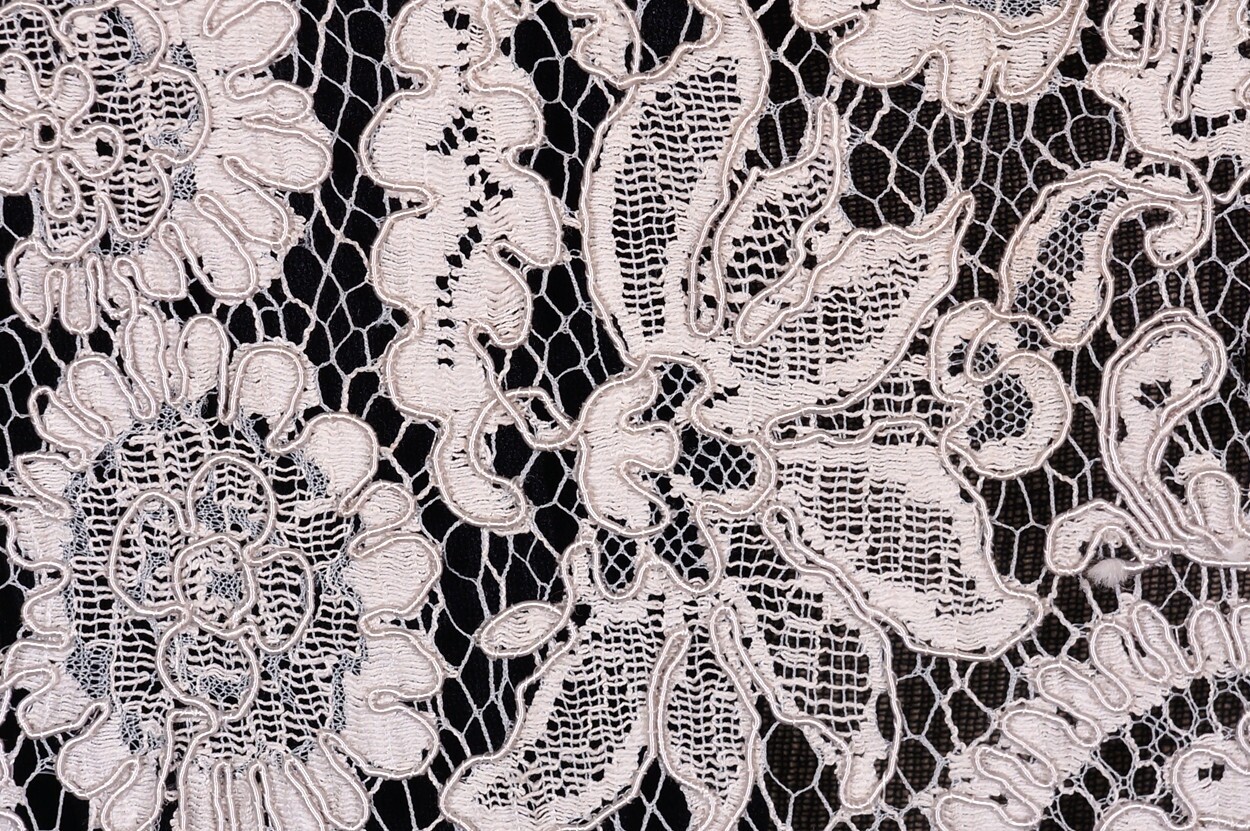 1950s Alencon Lace Blouse – Gray – M