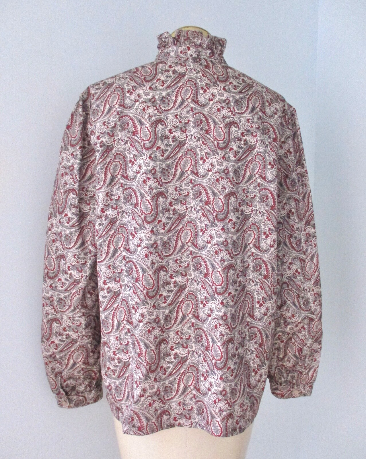 Vtg 70s 80s Red Gray Paisley Silky Tuxedo Ruffle Secretary Blouse High Neck 18