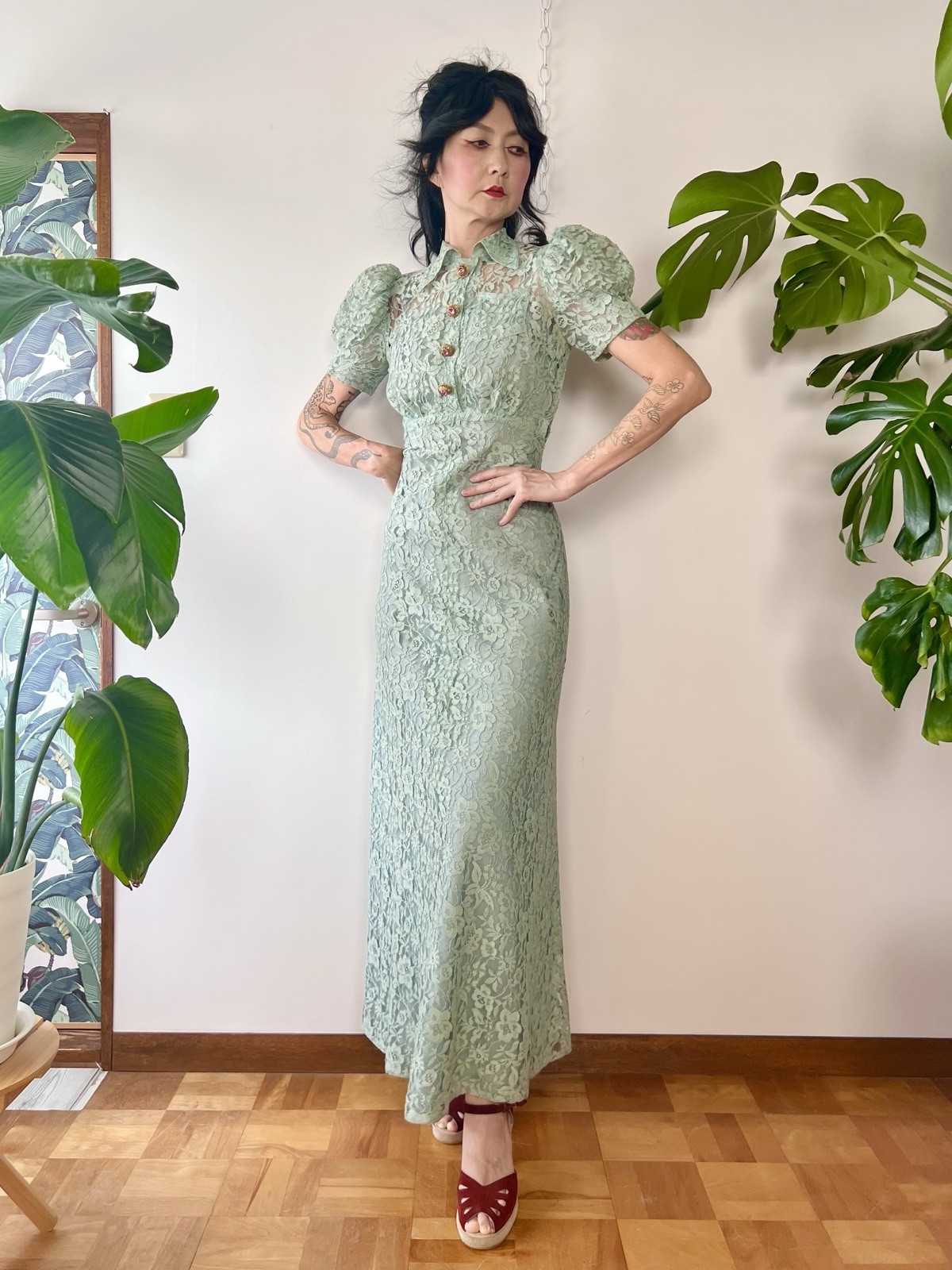 1930s Seafoam Green Floral Sheer Lace Puff Sleeves Gown Dress XS/S Old Hollywood