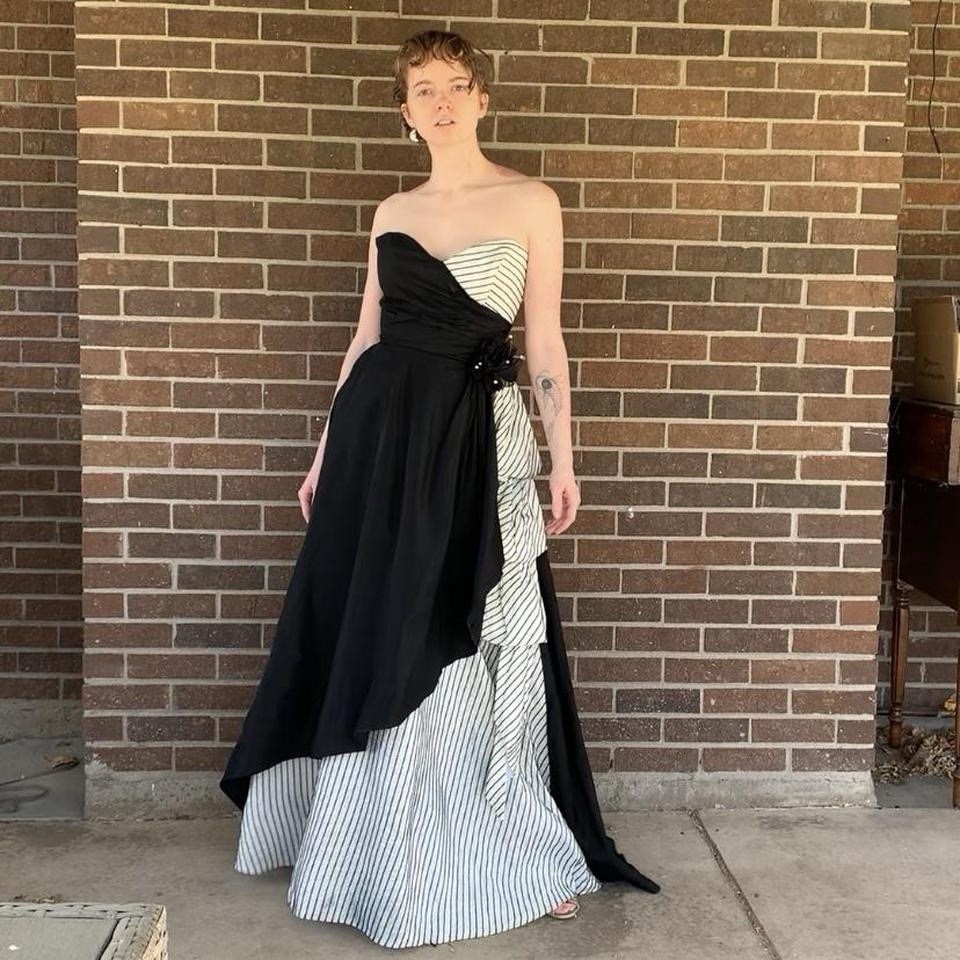 1980’s Nadine Goth Glam Tim Burton Black/ White Sweetheart Ball gown Size S