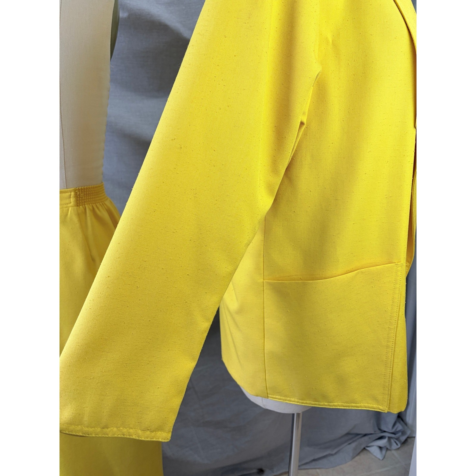 Vintage 80s Edith Flagg Three Flaggs Yellow Skirt Suit Skinner Couture Fabric 10
