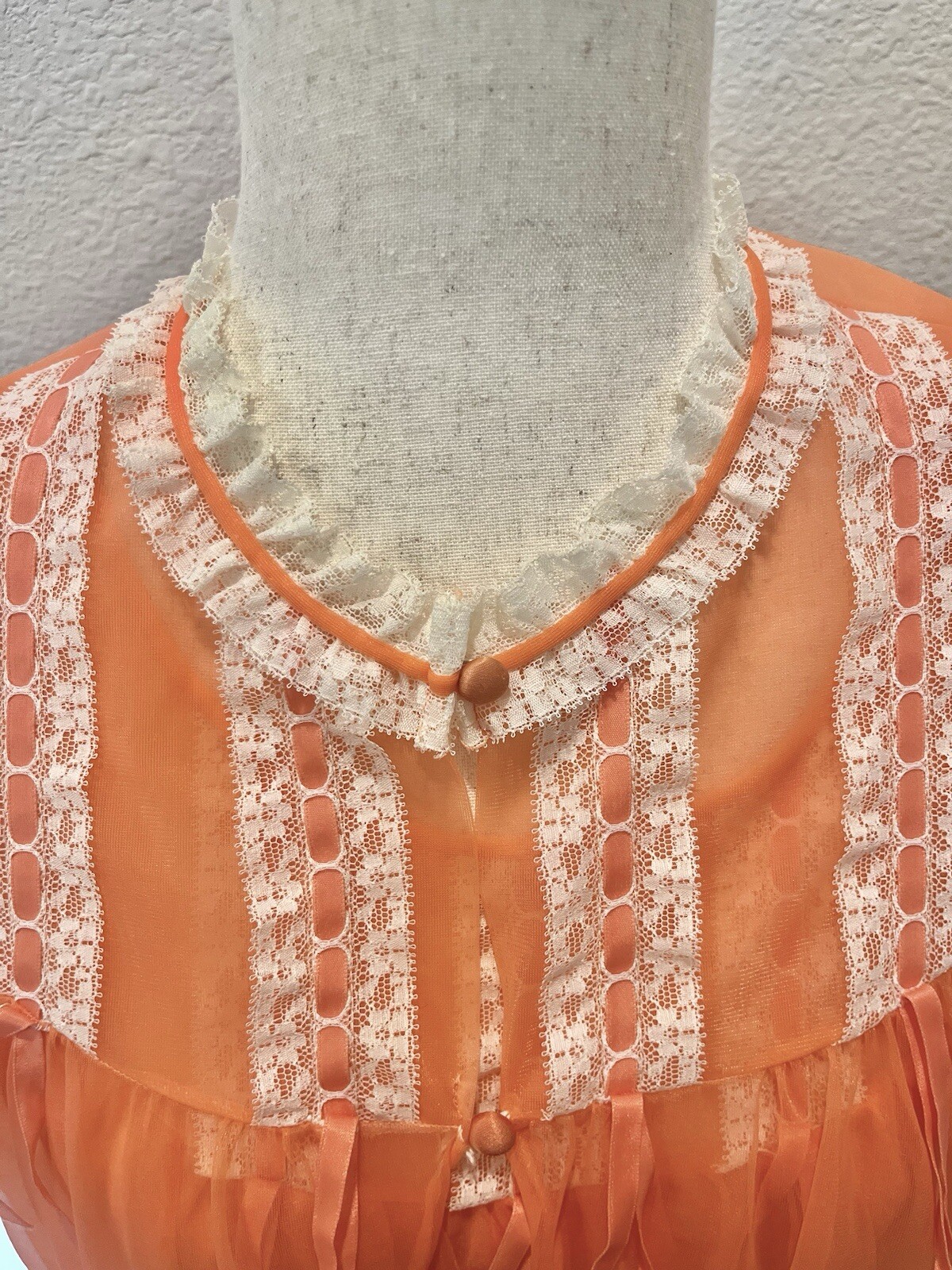Vintage 1960s Lisette Babydoll Peignoir Set Coral w/ Cream Lace Vintage Sz Small