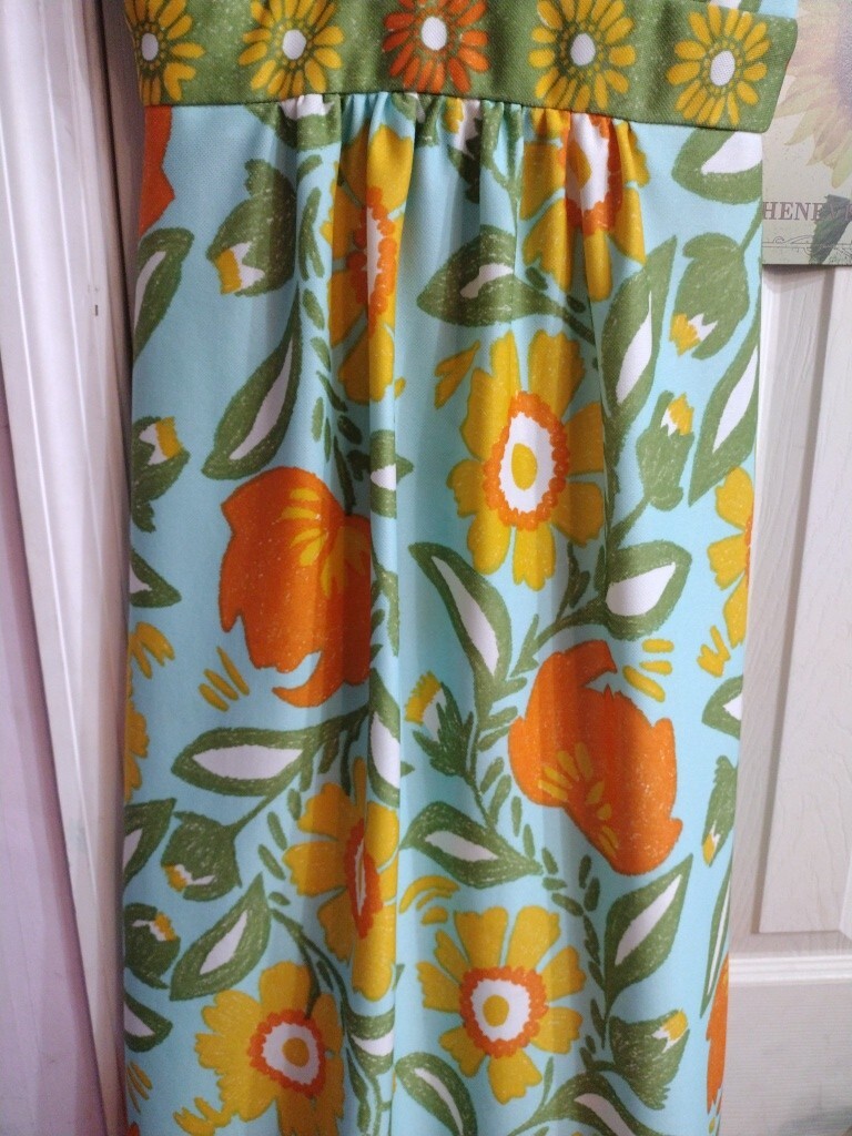 70s Vintage floral Dress Maxi V Neck Polyester Cottagecore No Size Tag Medium