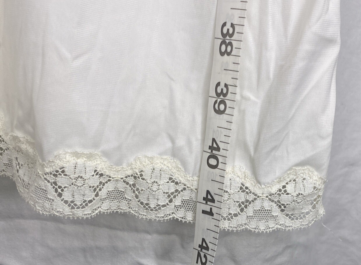 Kayser Vintage Ivory Full Slip 36 Long Lace Edge Nylon Adjustable Straps USA