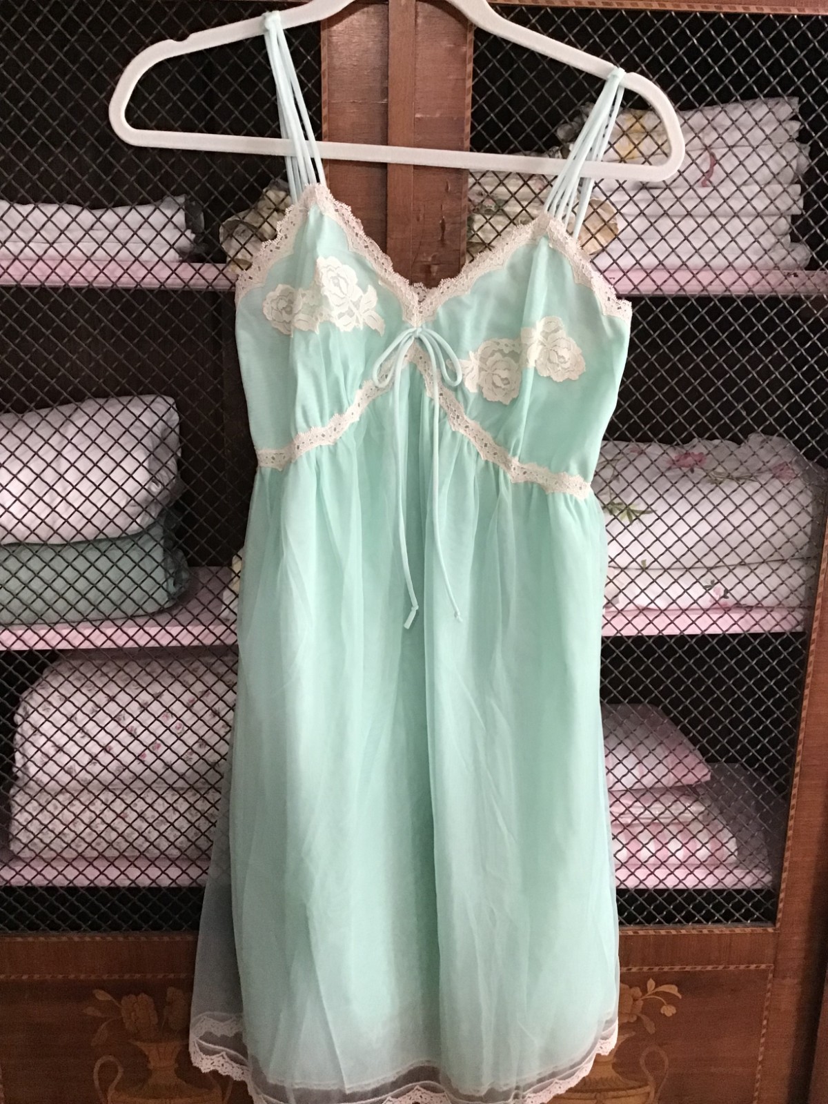 1960s Vintage ARISTOCRAFT by SUPERIOR Green NEGLIGEE Chiffon EUC Perfection!