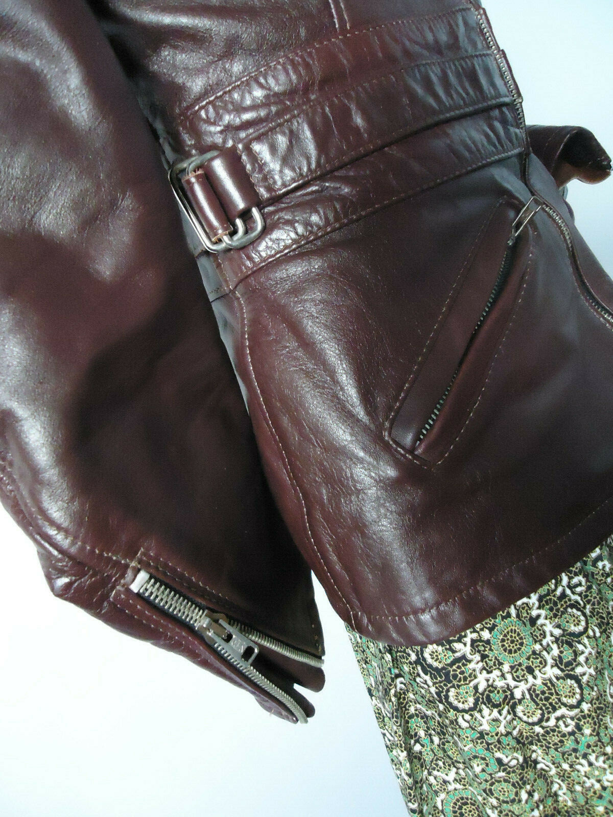 VTG 80s womens LEATHER biker JACKET cafe racer 12 LAC-DROLET CANADA