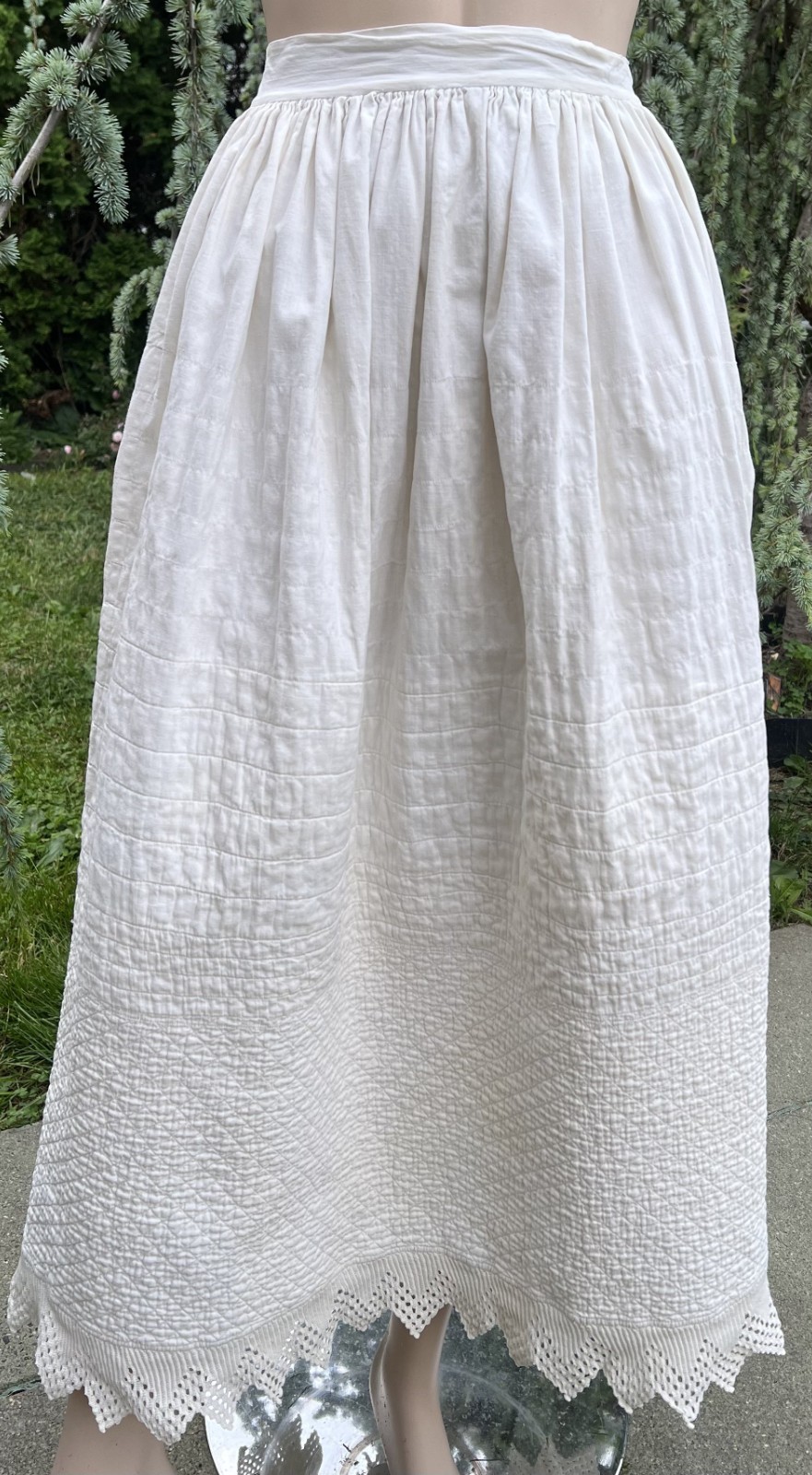 ANTIQUE EDWARDIAN WHITE COTTON QUILTED PETTICOAT W/ CROCHETED HEM