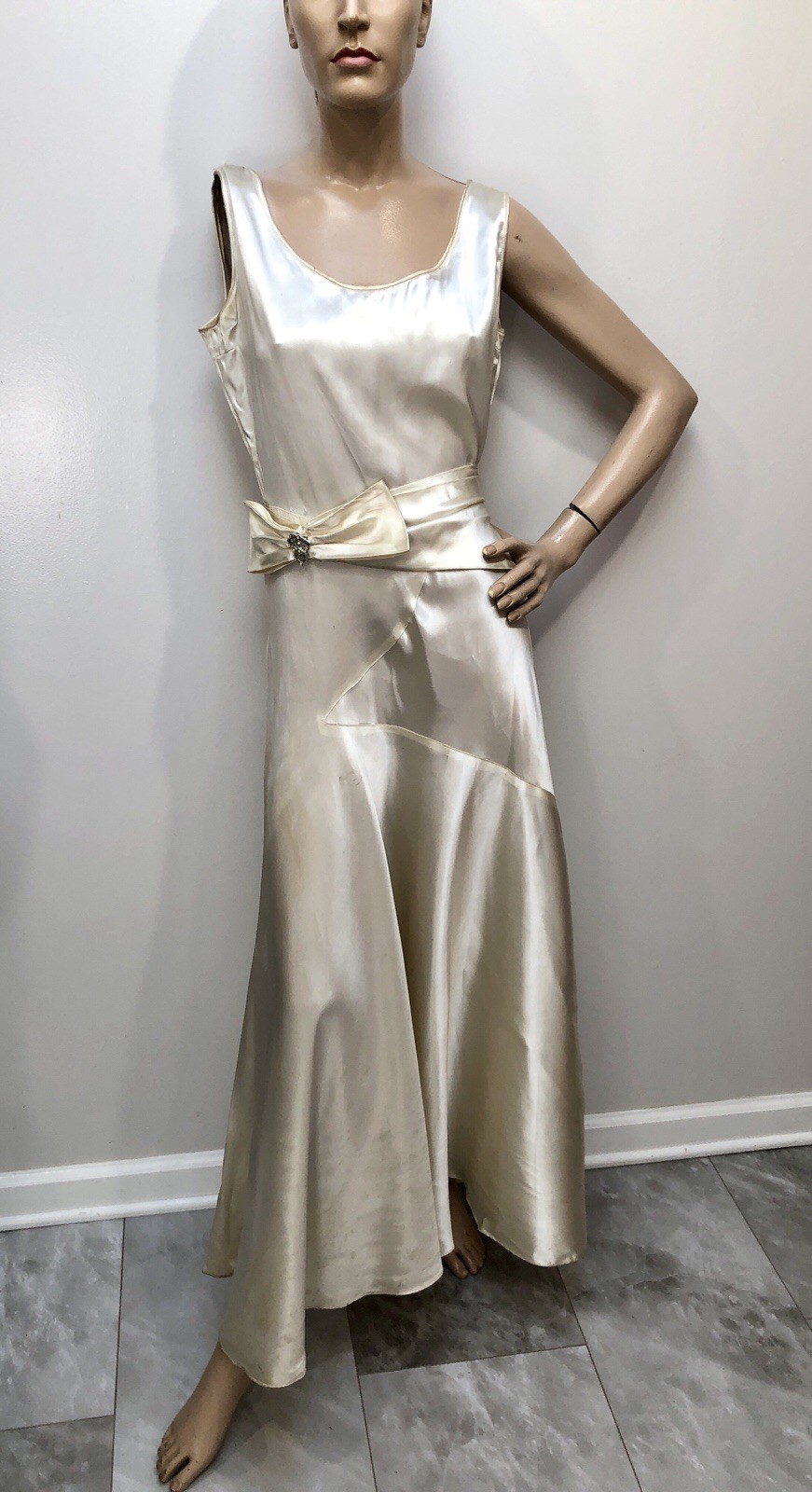 VTG 1930s OLD HOLLYWOOD HARLOW Ivory SATIN Rayon BIAS CUT GLAMOUR GOWN *Buy-Now