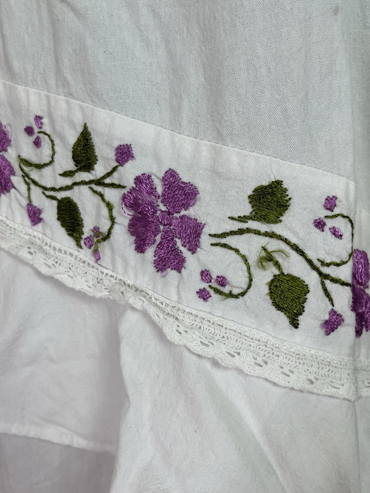 Vintage 1970s Mexican White Cotton Purple Flower Embroidered Halter Dress 70s