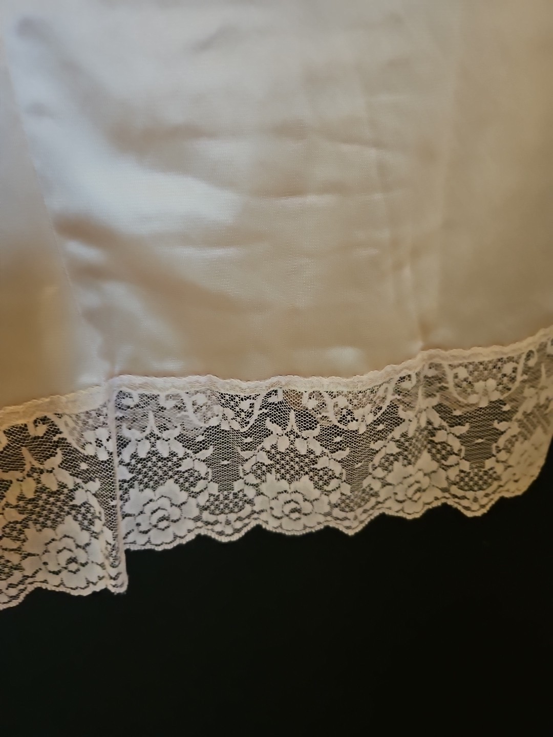 Vintage 80s 90s LILY OF FRANCE Beige Full Slip Dress Nylon Wide Lace Trim 38