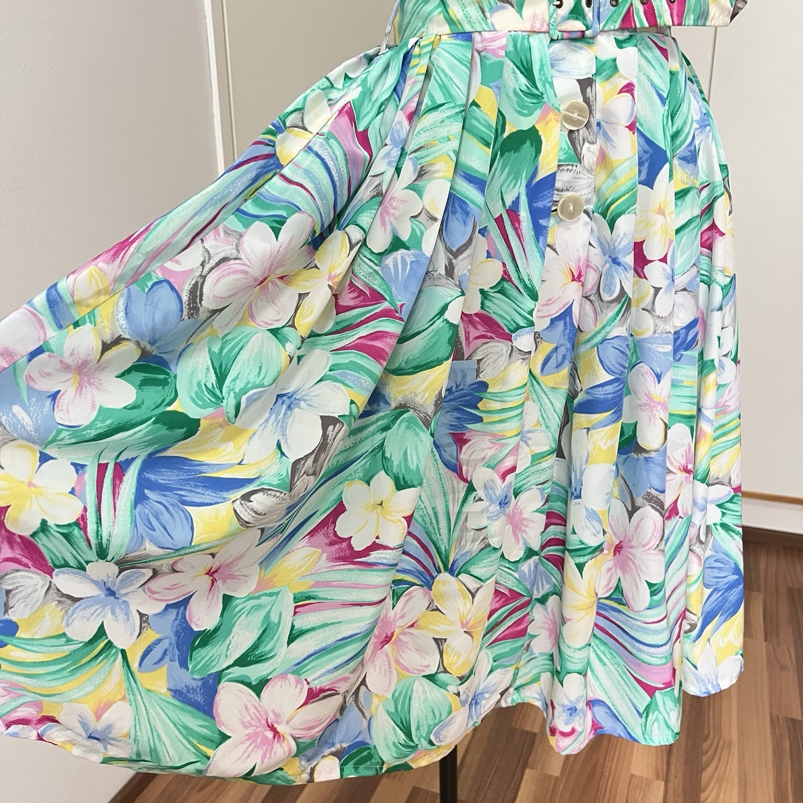 1980s Floral Midi Day Dress French Vintage Button Front Pleated 80s Does 40s