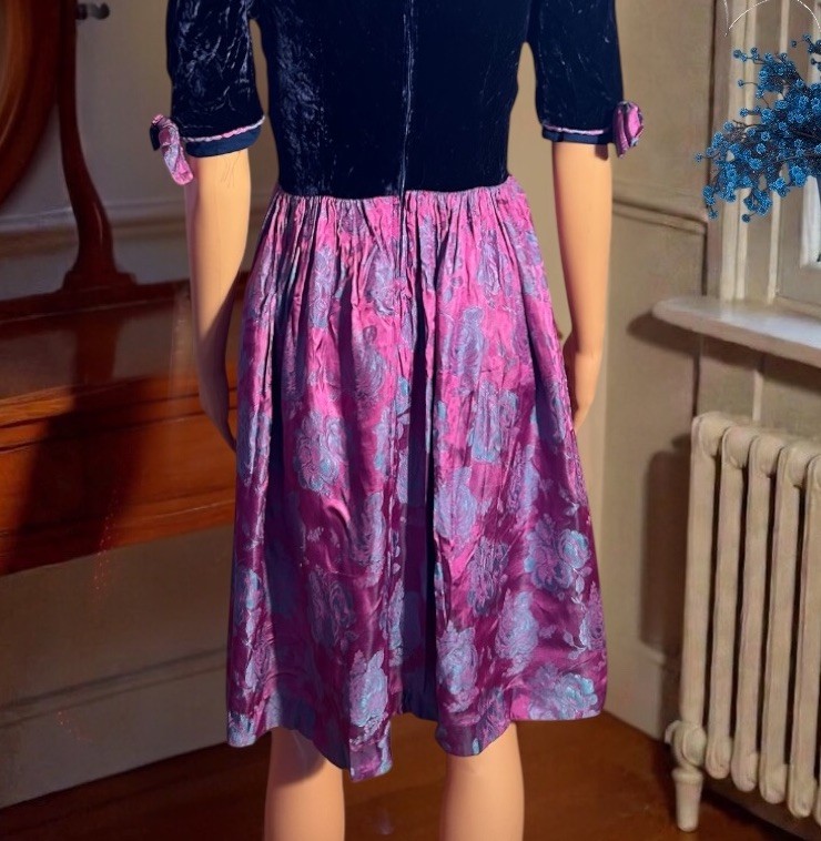 VTG 40s 50s Cocktail Dress Blue Velvet Satin Brocade Iridescent MCM Party 28W S