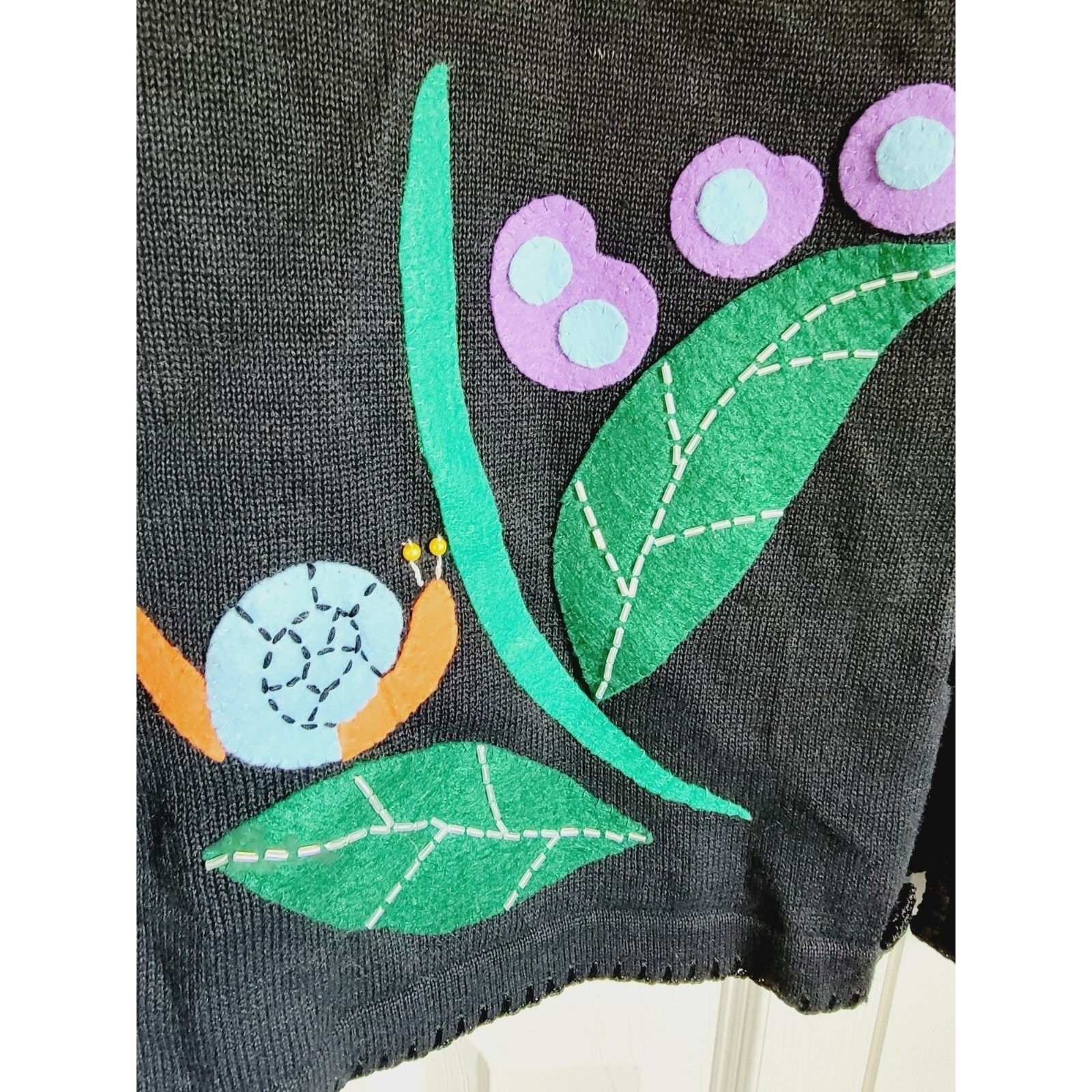 Side Effects of California XL Vintage 90s Garden Bee Snail Cardigan Black NWT