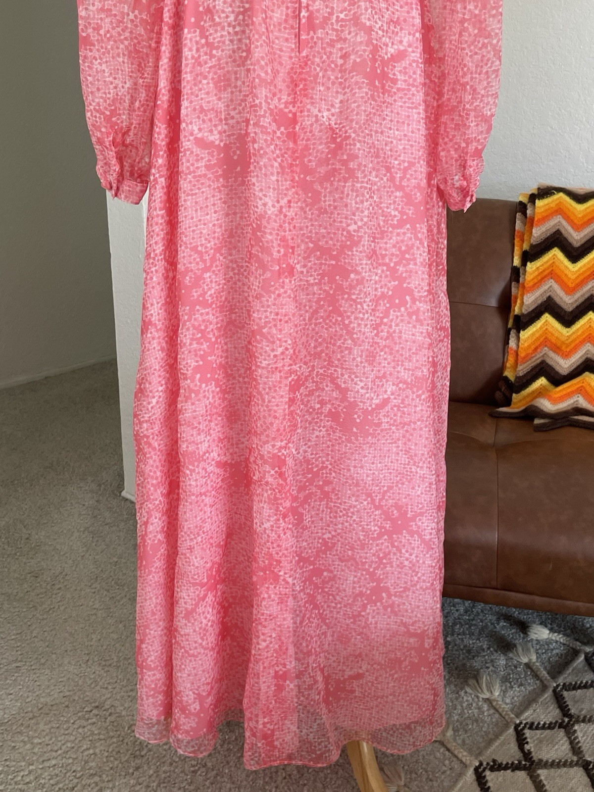 Vintage 1970s James Daugherty Boho Glam Maxi Long Sleeve Dress Pink Large