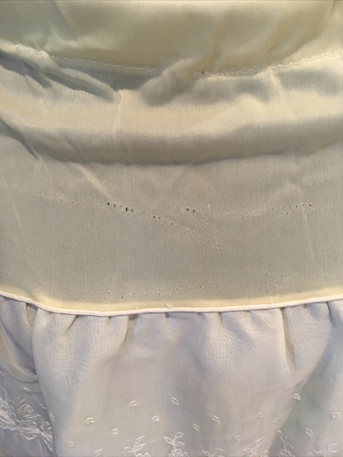 Vintage Ivory 50s Silky Nylon & Lacy Taffeta Jive Rockabilly Half Slip Petticoat