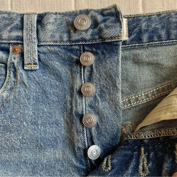 NWT Free People x We the Free Taliesin Cutoff Short in Mid Blue Size 25
